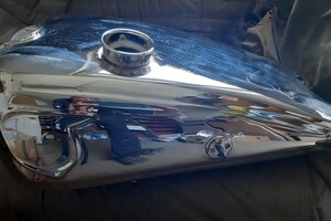 Nádrž NSU po chromu