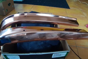 Nárazníky na Škoda 110 R před chromem 2